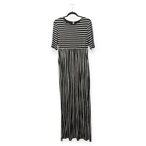 Vanilla Bay Black and White Striped Maxi Dress